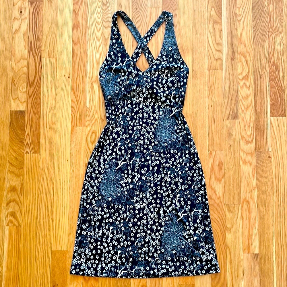 BCBG Black and White Floral Cross Back Midi Dress